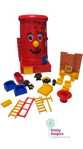 Bluebird postbox playhouse red - bluebird,