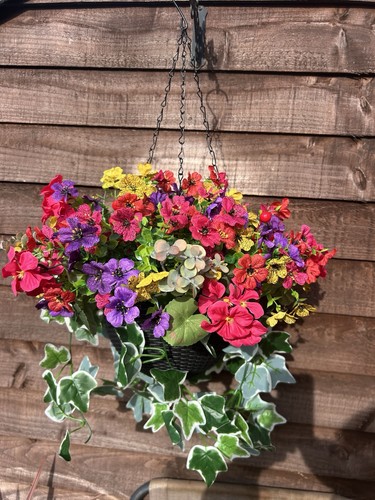 Artificial flowers hanging - artificial,