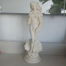 Venus De Milo Statue / Greek Sculpture  in Alabaster  10"