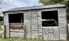 Double field shelter/ stable