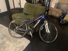 Giant Roam 3 Hybrid Bicycle 