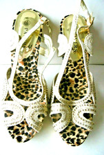 B/N "PAVERS" BEAUTIFUL GOLD BEADED EVENING STILETTO HEEL STRAPPY SANDALS SIZE 5