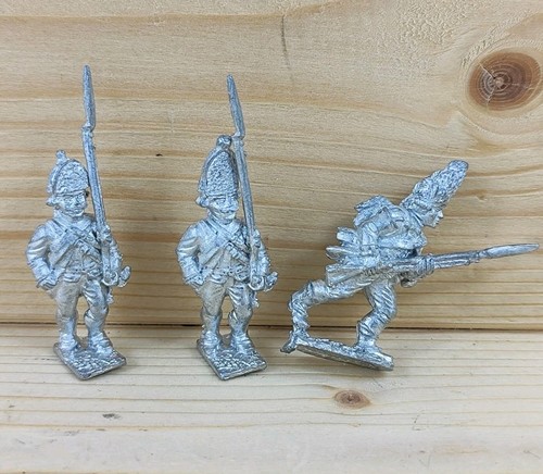 Vintage fantasy army minatures - vintage,