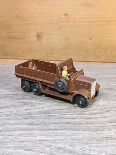 Pre war dinky - toys, 151b