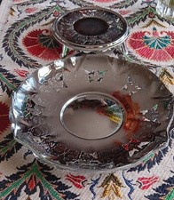 VINTAGE CHROME PLATE CAKE STAND .FOLDING HANDLE.22cm Wide.