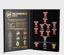 ARSENAL The Invincibles BOXED BADGE SET. BNIB 14 Pin Badges. Very Rare.