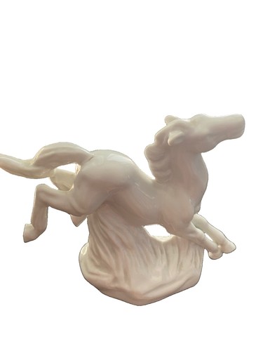 Ornament rearing horse design - ornament,