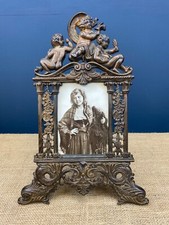 LARGE HIGHLY ORNATE ANTIQUE BRONZED METAL FREE STANDING PHOTO FRAME