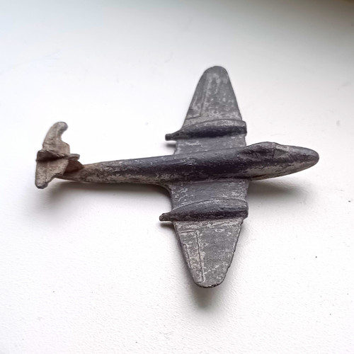 Metal military aircraft model - metal,