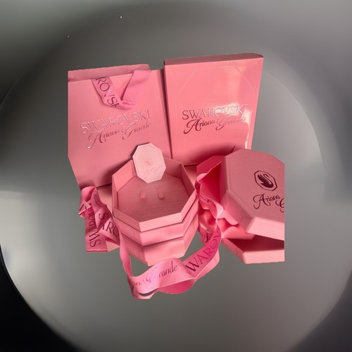 Swarovski ariana grande gift - swarovski,