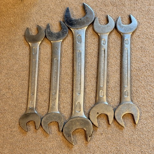 5pc vintage saltus - vintage,