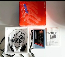 Blue Sony Walkman WM-22 + original Sony headphones (1980s) Full Working boxed