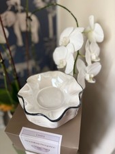 Scentsy Lustra Warmer BN