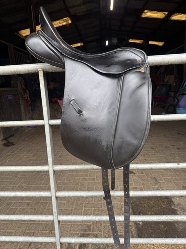 Albion legend dressage - albion,