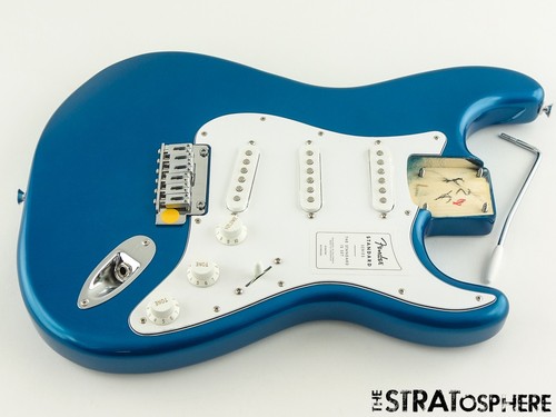 Fender standard stratocaster - standard,