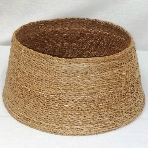Seagrass christmas tree skirt - seagrass,