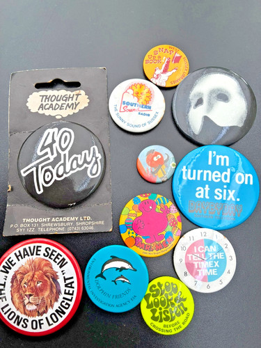 Vintage 1980s badges lions - vintage,