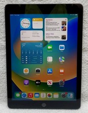 Apple iPad 5th Gen, 32GB