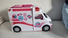 Barbie 2017 Mattel Mobile Vet