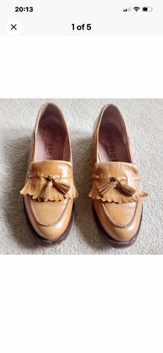 Ladies tan fringe - fringe, tassel