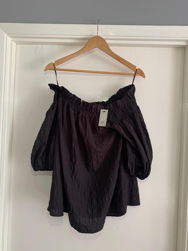 Woman black river - black,