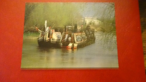 Traditional narrow boats - narrow,