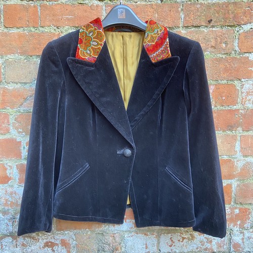 Vintage betty barclay blazer - betty,