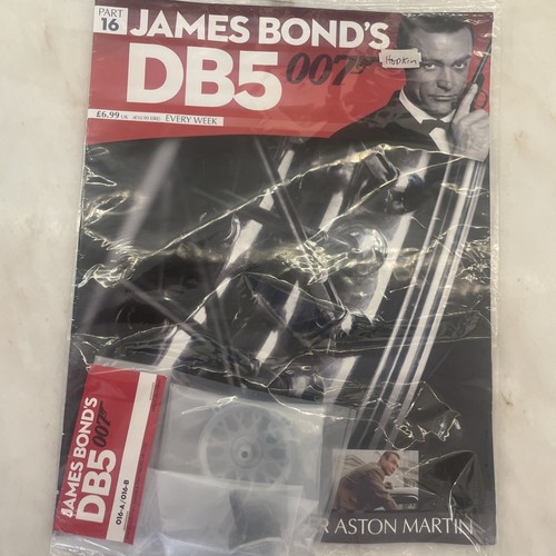 Eaglemoss build james bond - james,