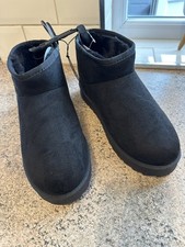 PRIMARK BLACK SUEDE LOOK BOOT