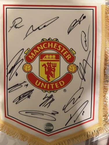 Manchester united multi signed - manchester, multi-signed