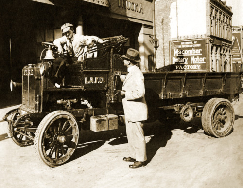 1912 fire truck fireman - truck,,