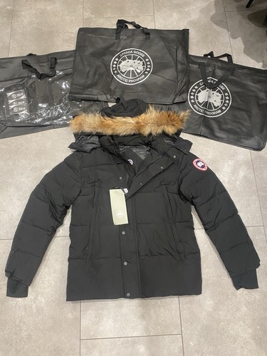 Brand new black - new, badge