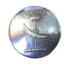 Yet unknown family crest - as,