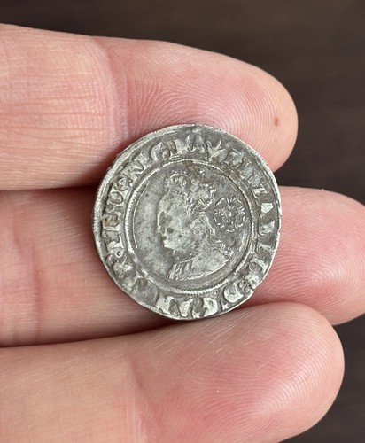Elizabeth silver sixpence - silver,