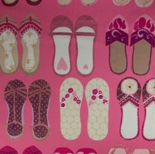 Harlequin 'Twinkle Toes' Pink