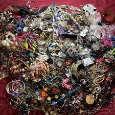 Costume Jewellery Approx 15.2kg of various styles makes and condition HC