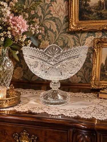 Large lead crystal pedestal - large,