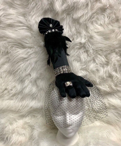 Handcrafted lady thing - handcrafted,