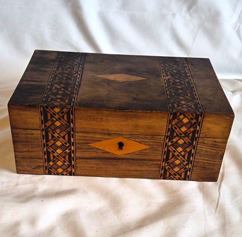 Antique 19thc victorian walnut - 19thc,
