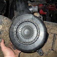 1987-1989 Toyota MR2 air cleaner box airbox 114000-2870 lower portion oem