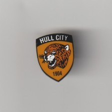 HULL CITY F.C. 'Club Crest' Enamel Badge FREE POST UK