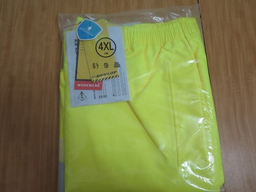 Dunlop bnwt new mens yellow - bnwt,