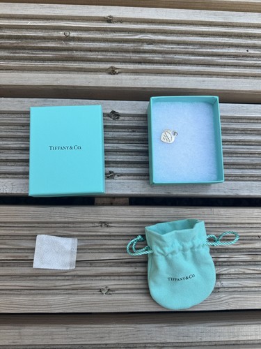 Tiffany and heart pendant - co,
