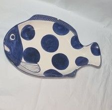 SeaWorld Blue White Fish