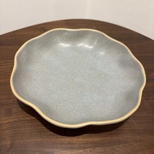 Vintage scallope edge Fine