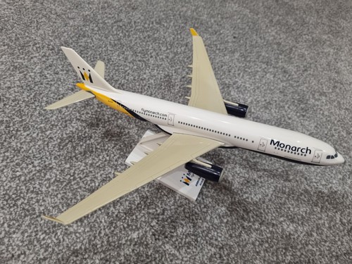 Monarch airlines a330 200 - airlines, a330-200