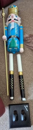4ft wooden nutcracker - 4ft,