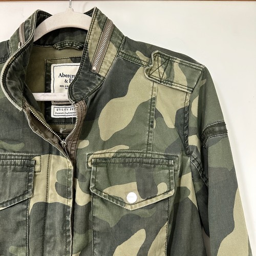 Abercrombie fitch camo - &,
