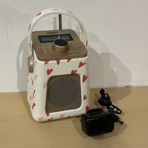 Reka hearts dab radio - reka,