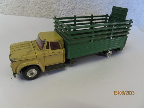 Corgi toys dodge kew - kew, fargo
